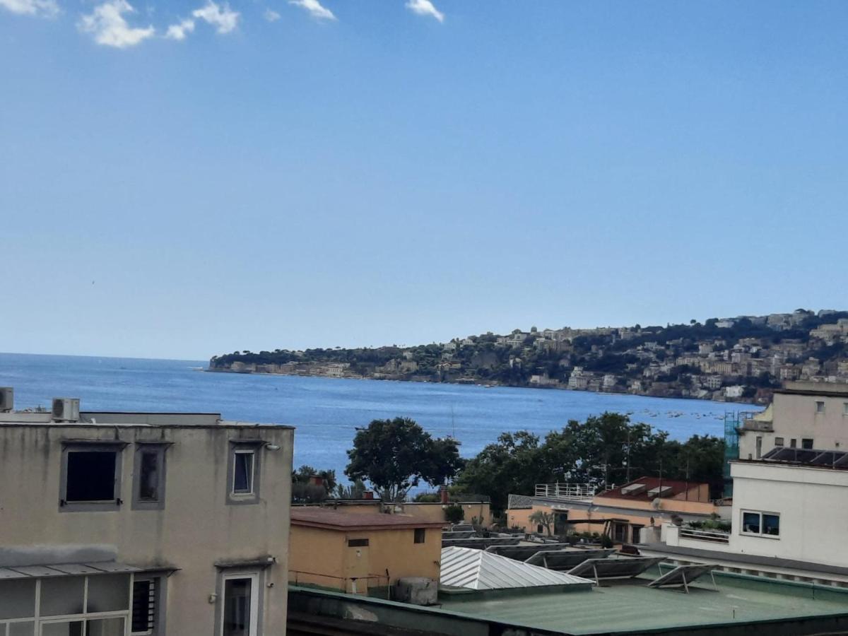 La Casa Di Nettuno Apartment Наполи Екстериор снимка