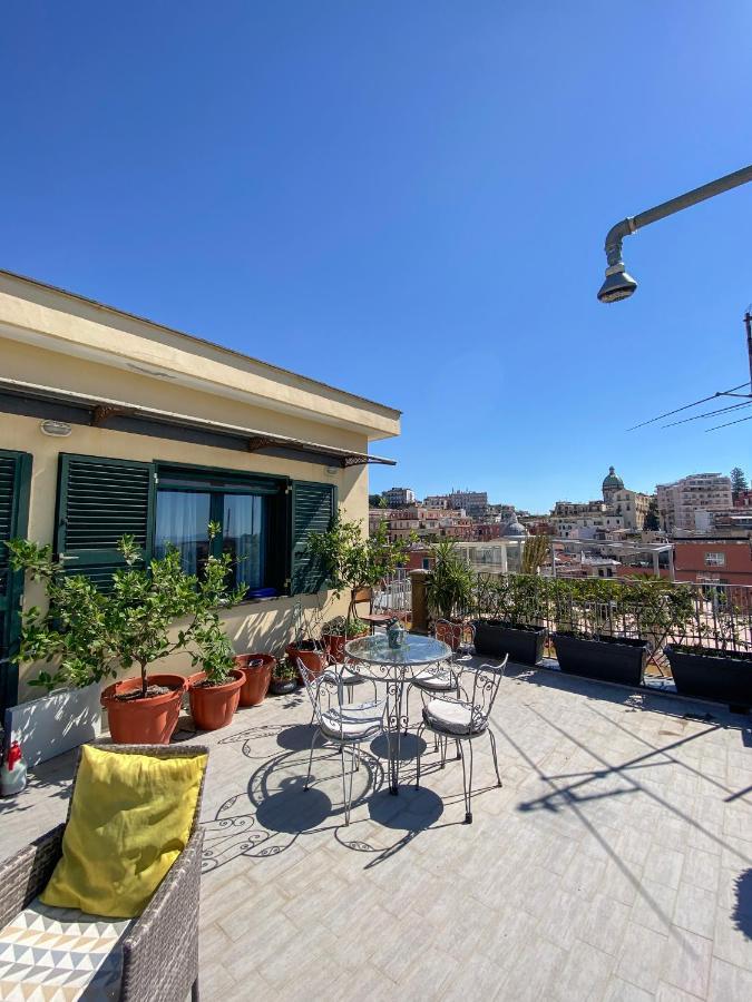 La Casa Di Nettuno Apartment Наполи Екстериор снимка
