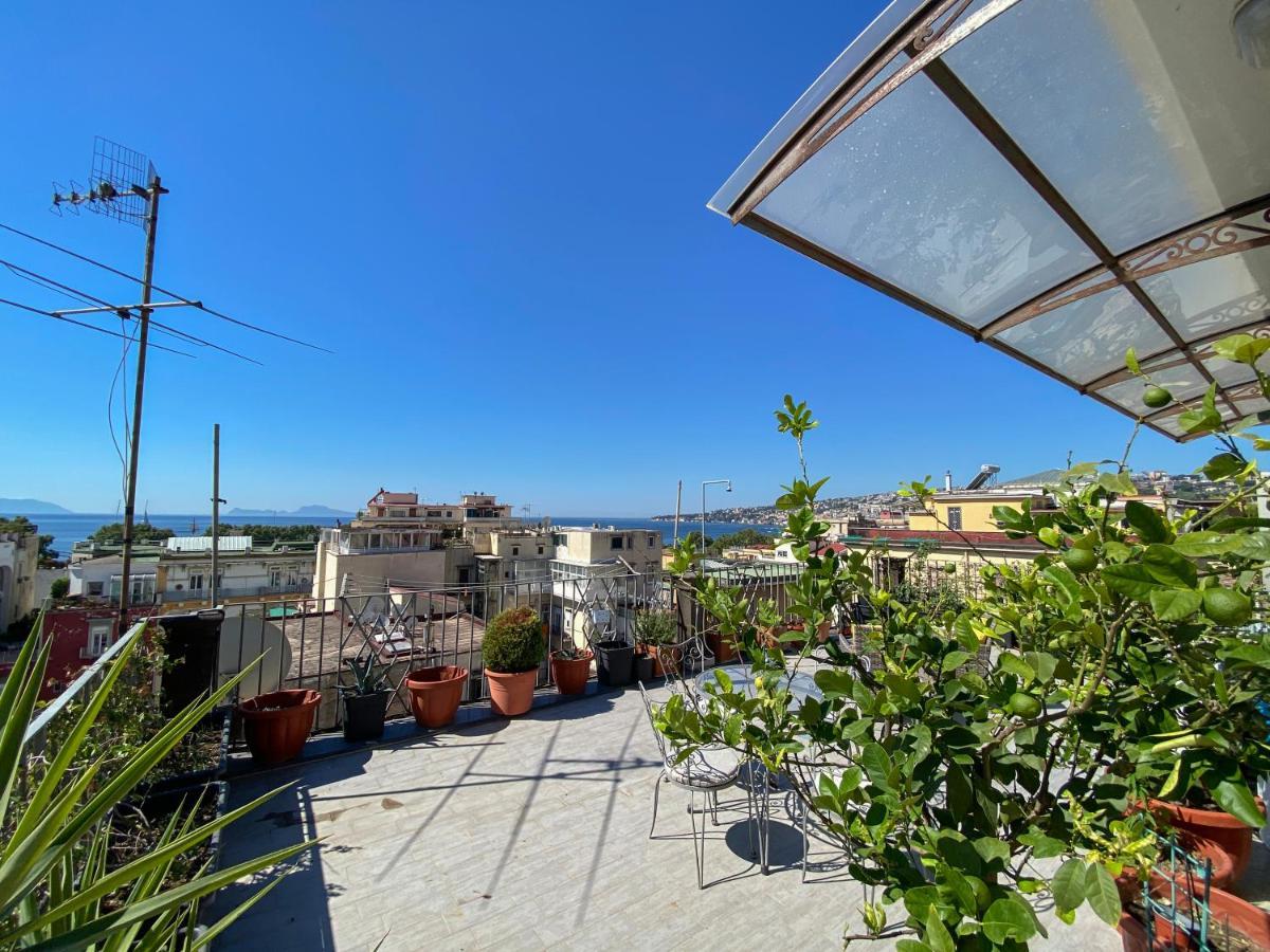 La Casa Di Nettuno Apartment Наполи Екстериор снимка