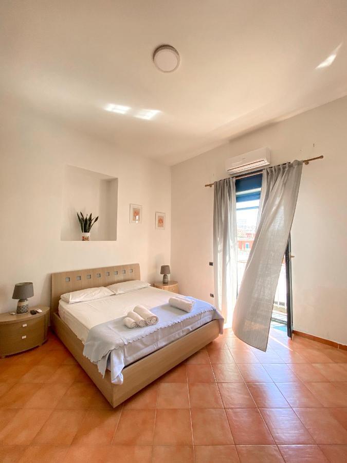 La Casa Di Nettuno Apartment Наполи Екстериор снимка
