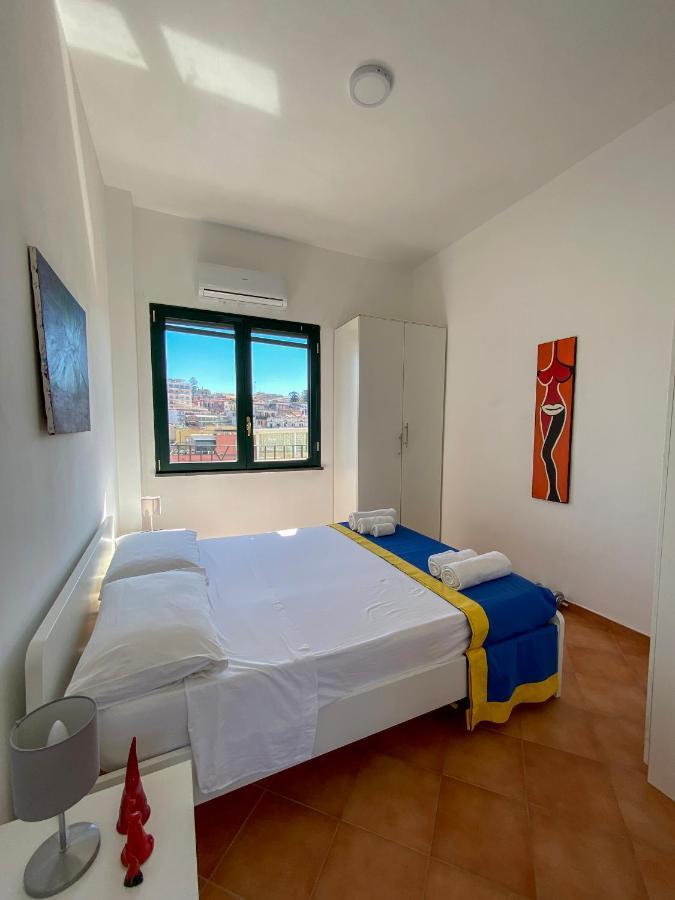 La Casa Di Nettuno Apartment Наполи Екстериор снимка